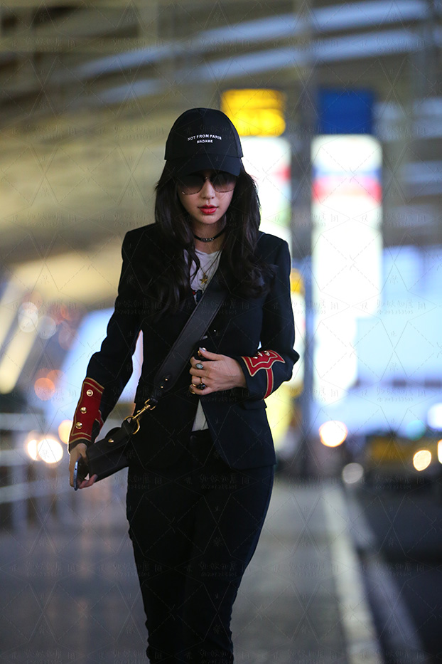 【普通】杨颖机场紧身牛仔裤187p